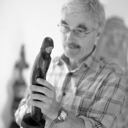 Markus Lehmann in der Wekstatt der Kobesen