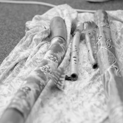 Tönendes Holz, ganz still - Der Lesesommer der Bibliothek Sproocchbrugg