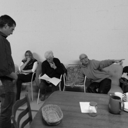 Die Probe der Theatergruppe des Musikvereines Niederhelfenschwil an der Arbeit.