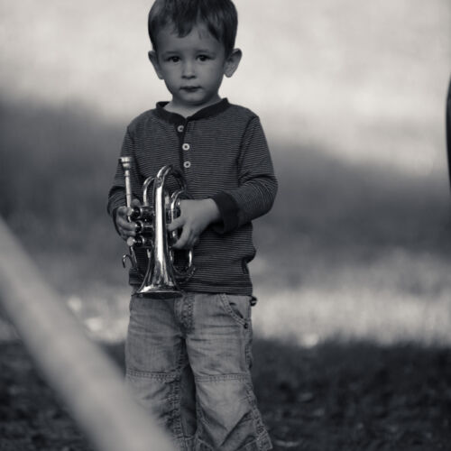 Besucher an der Ausstellung in der Kobesen.